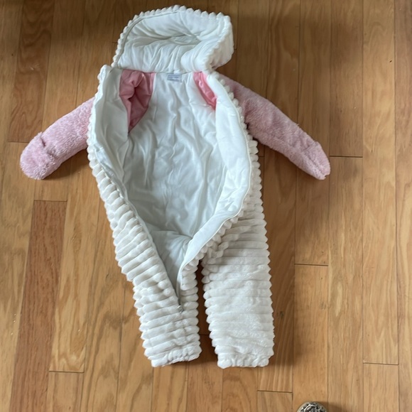 Like new koala, baby unicorn onesie/snowsuit 12 to 18 months - Picture 4 of 6